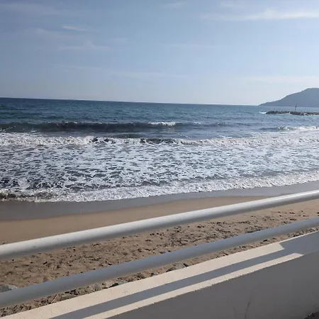 4 People, 15 Minutes From Cannes Apartamento